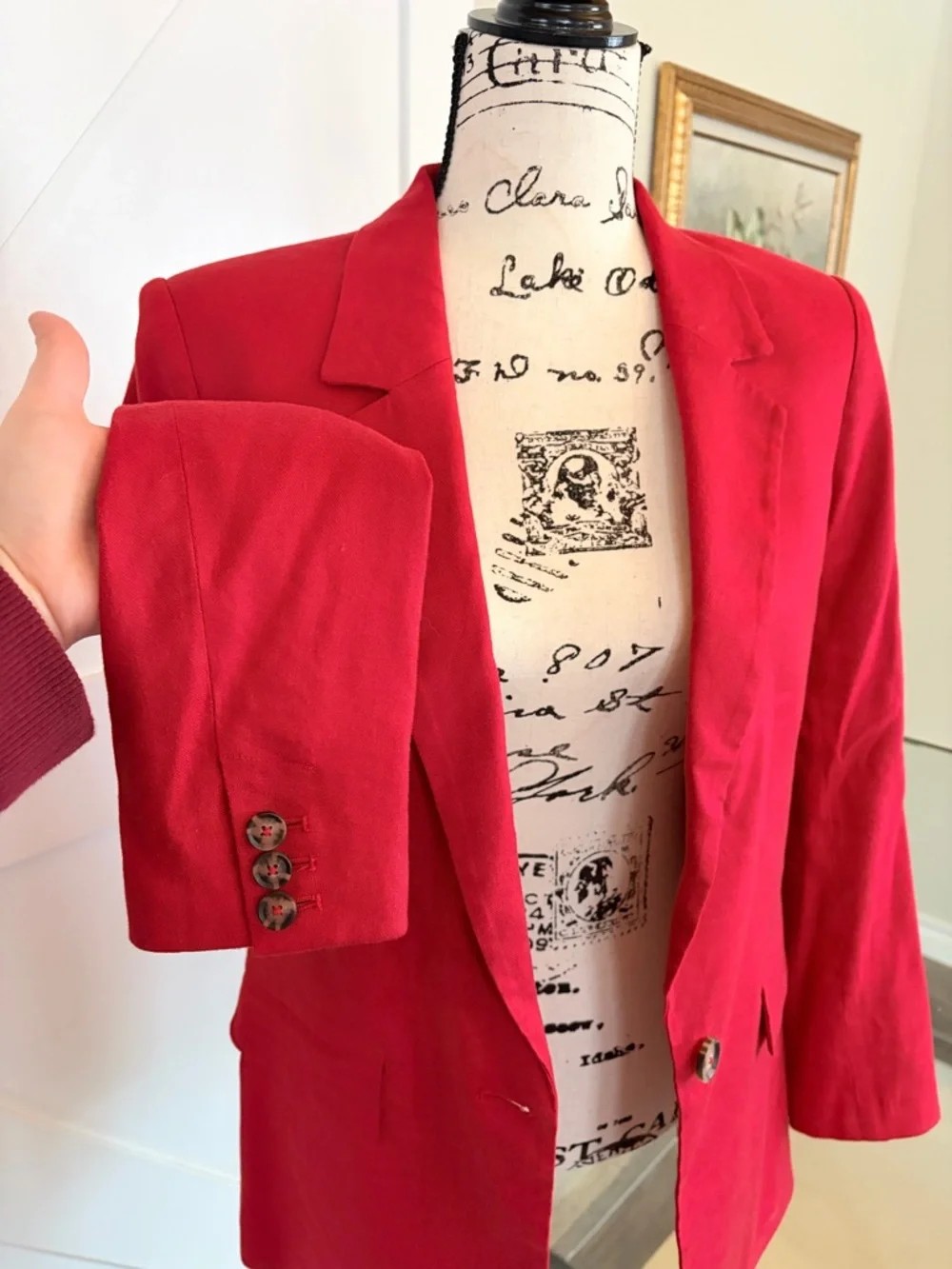 RW&CO. Bold Red Linen Women's Blazer - Picture 4 of 6